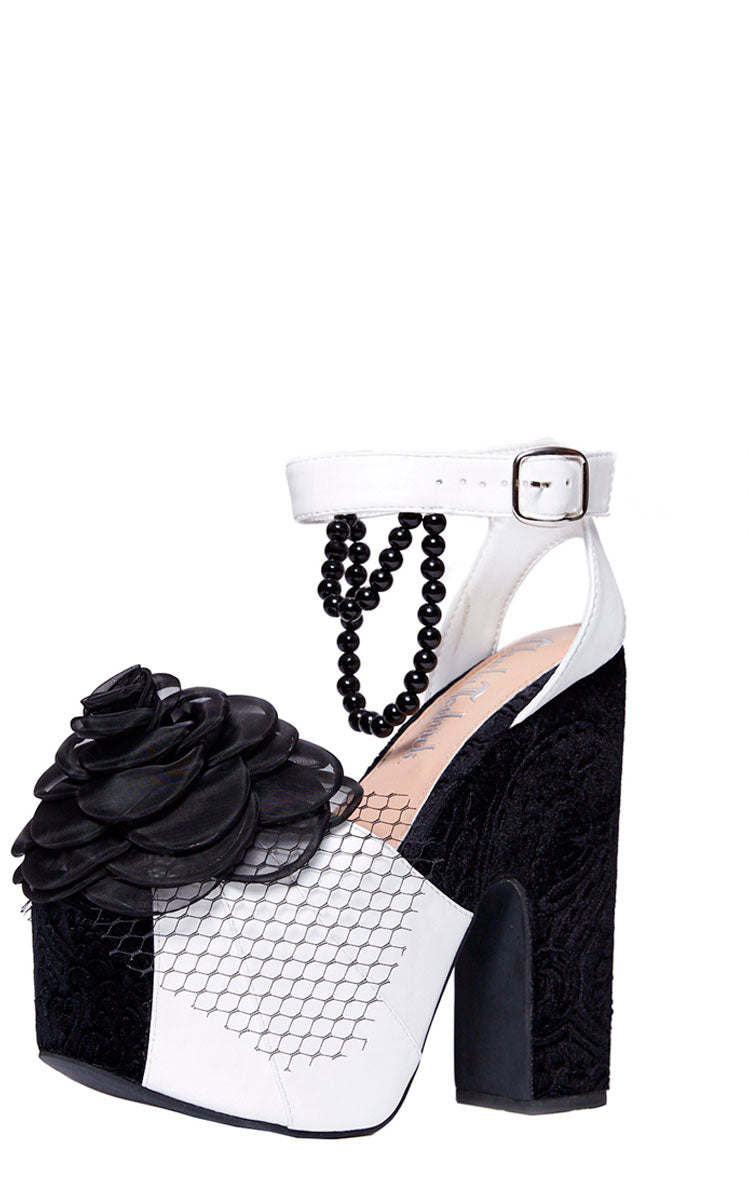 Lola Platform