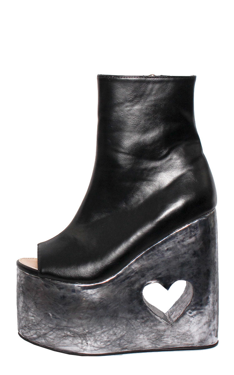Metal Heart Wedge