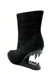 Gnasher Boot