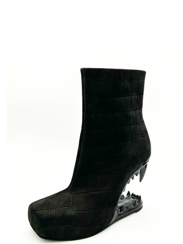 Gnasher Boot