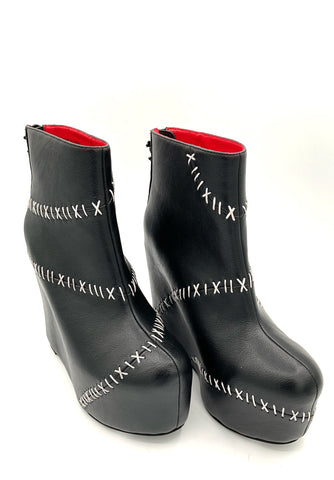Stitches Contrast Wedge Boot