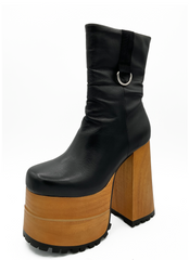 Mantra Boot