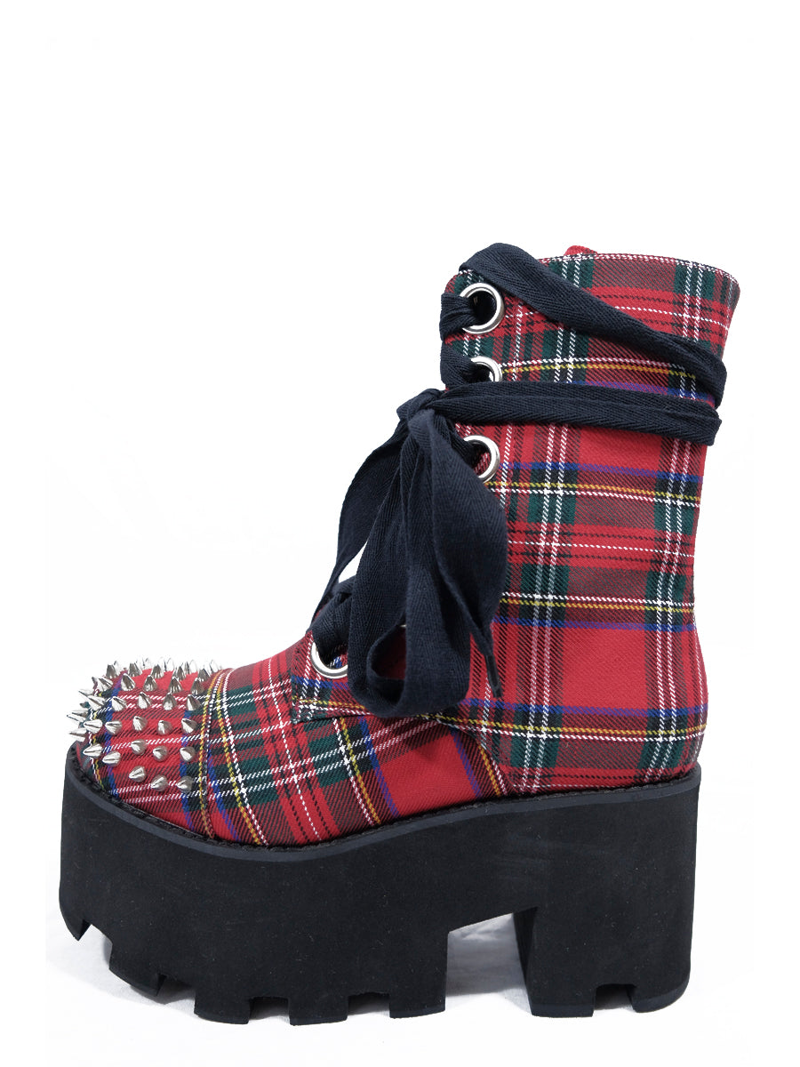 Combat Rock Stud Boot